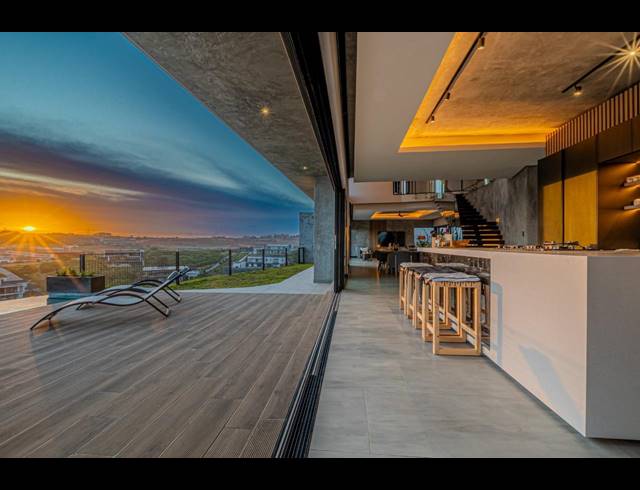 5 BEDROOM HOUSE FOR SALE IN ZULULAMI LUXURY COASTAL ESTATE